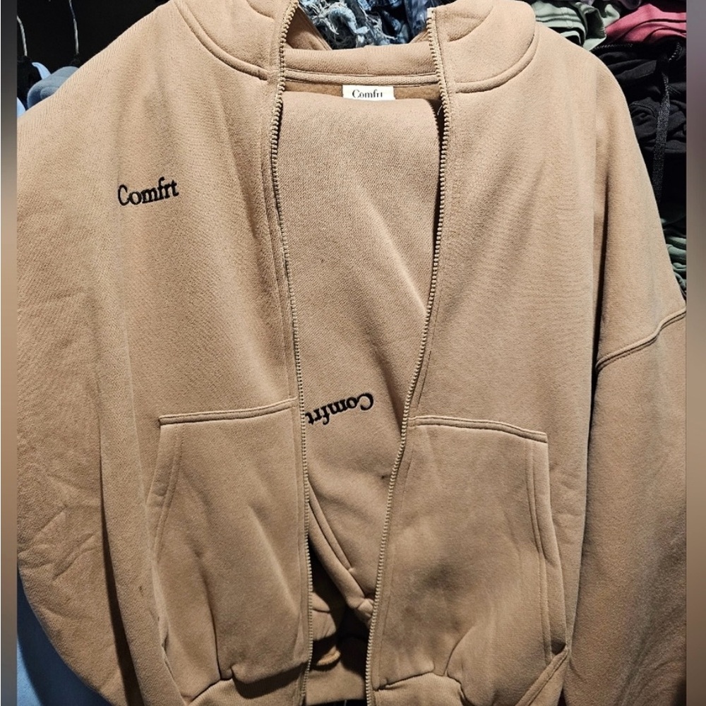 Comfrt Full Zip hoodie & sweatpants